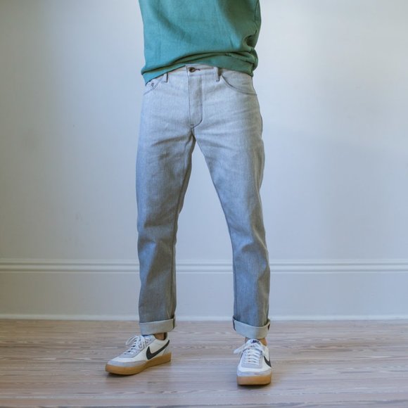 Raleigh Denim Workshop Jones fit Selvage DenimAshe color Size 33